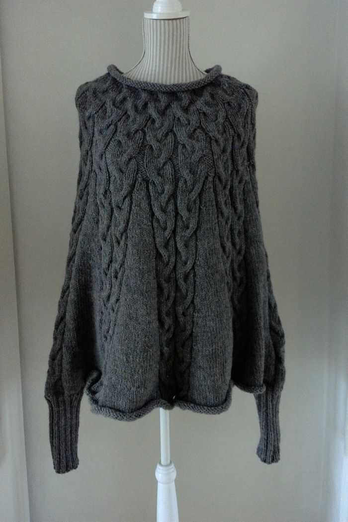 Poncho-sweater SOLGT!!